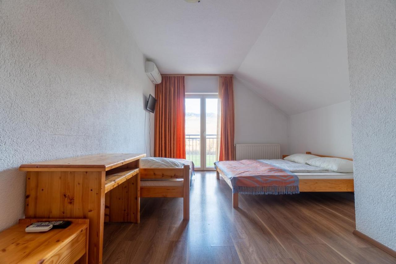 Hotel & Restaurant Babic Vranovaca Zewnętrze zdjęcie
